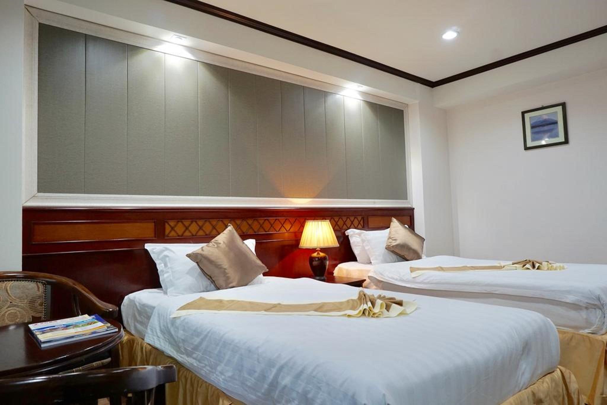Miloft Sathorn Hotel - Sha Plus Certified Bangkok Exterior photo Deluxe Room